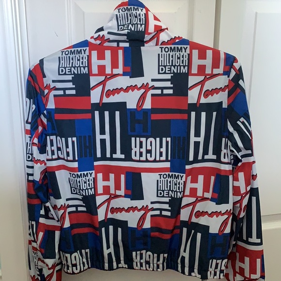 NWOT Tommy Hilfiger Windbreaker - Picture 2 of 3